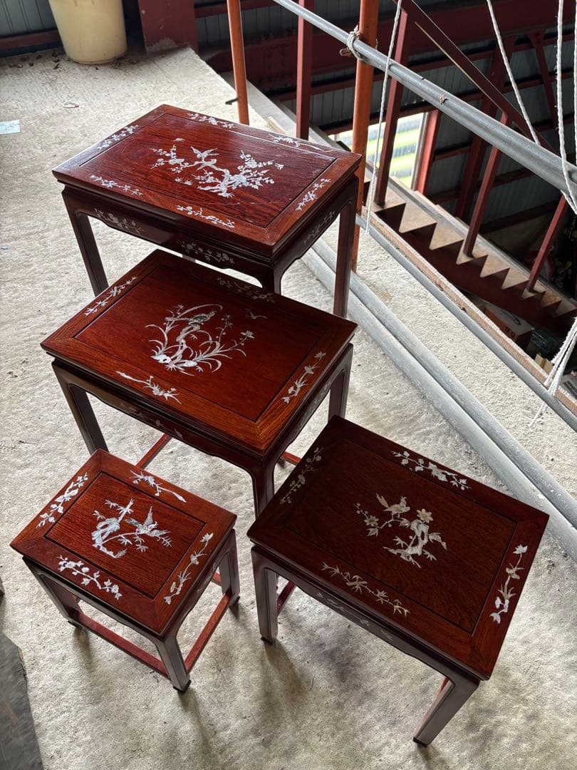 中国 螺鈿 青貝 螺鈿 象嵌 花梨 ネストテーブル サイドテーブル 4個セット